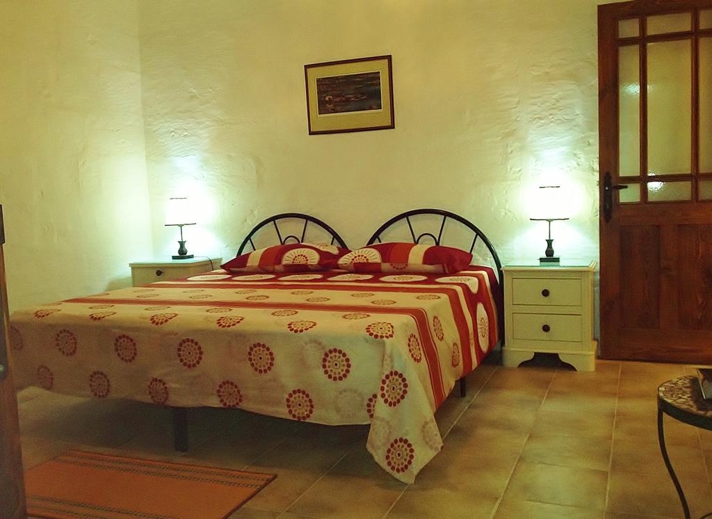 Anna Karistu Accommodation Kerċem Quarto foto