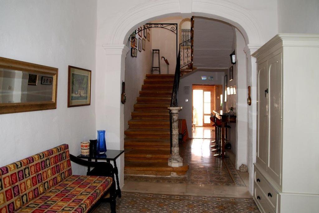Anna Karistu Accommodation Kerċem Exterior foto